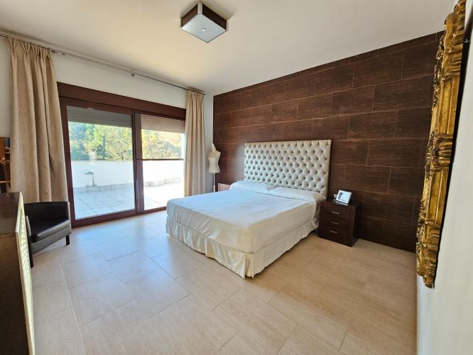 CHALET DE LUJO :MODERNIDAD Y NATURALEZA SE UNEN