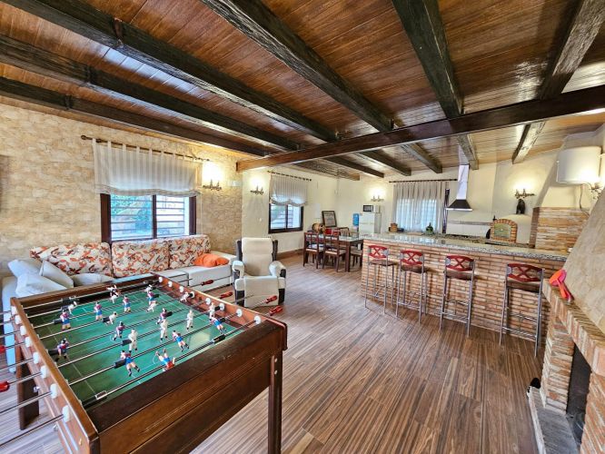 CHALET DE LUJO :MODERNIDAD Y NATURALEZA SE UNEN
