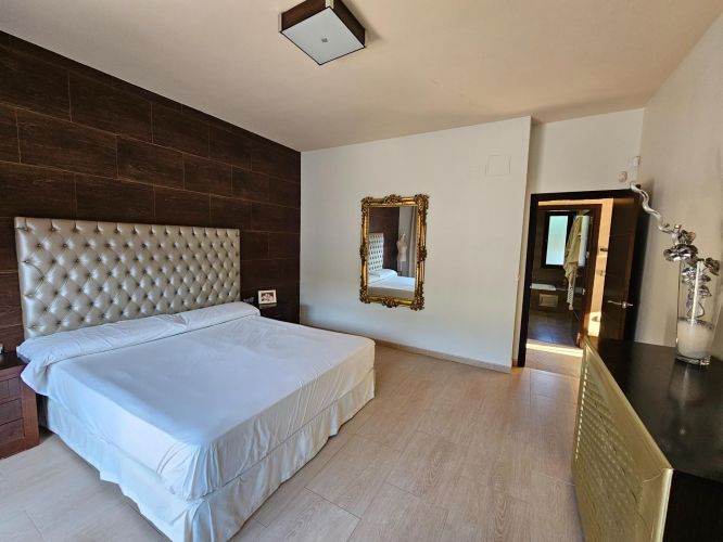 CHALET DE LUJO :MODERNIDAD Y NATURALEZA SE UNEN
