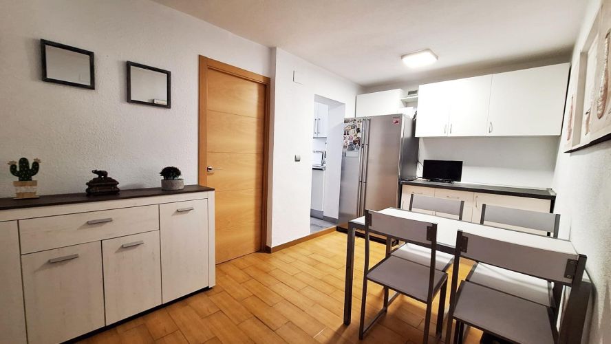 ¡¡ CASA REFORMADA CON SOLARIUM EN EL HIGUERON!!