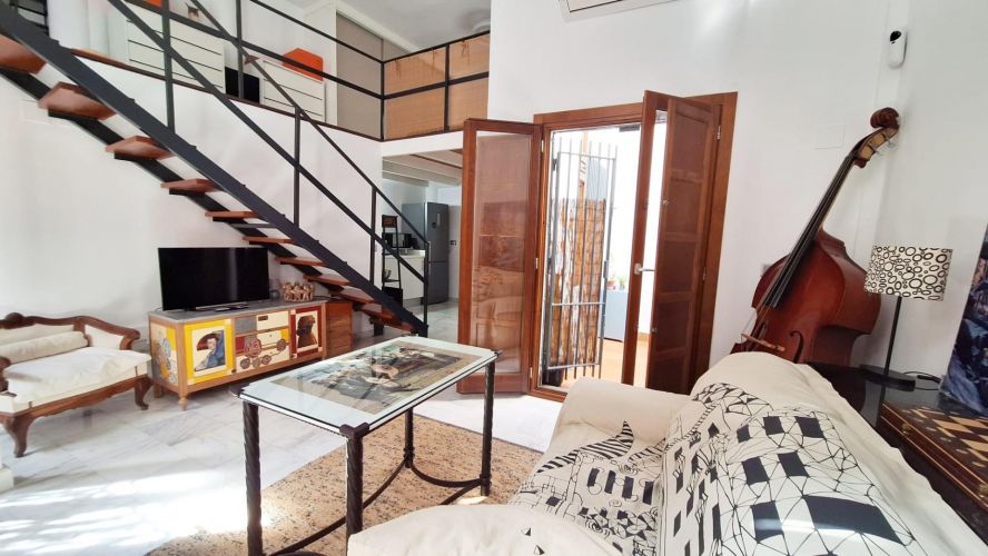 PRECIOSO DUPLEX-LOFT EN ZONA DE SANTA MARINA DEL 2009
