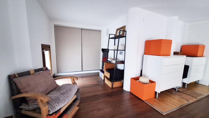 PRECIOSO DUPLEX-LOFT EN ZONA DE SANTA MARINA DEL 2009
