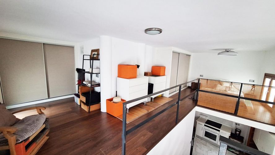PRECIOSO DUPLEX-LOFT EN ZONA DE SANTA MARINA DEL 2009