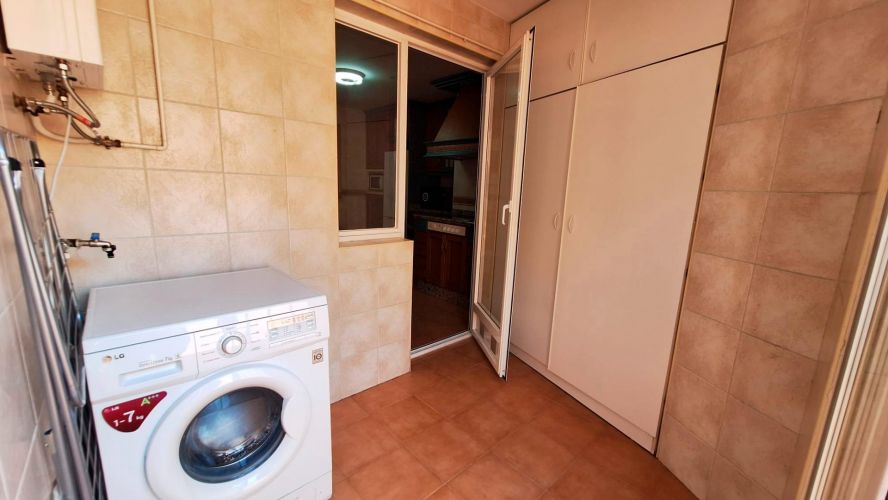 VIVIENDA EN AVENIDA AMERICA JUNTO A RENFE