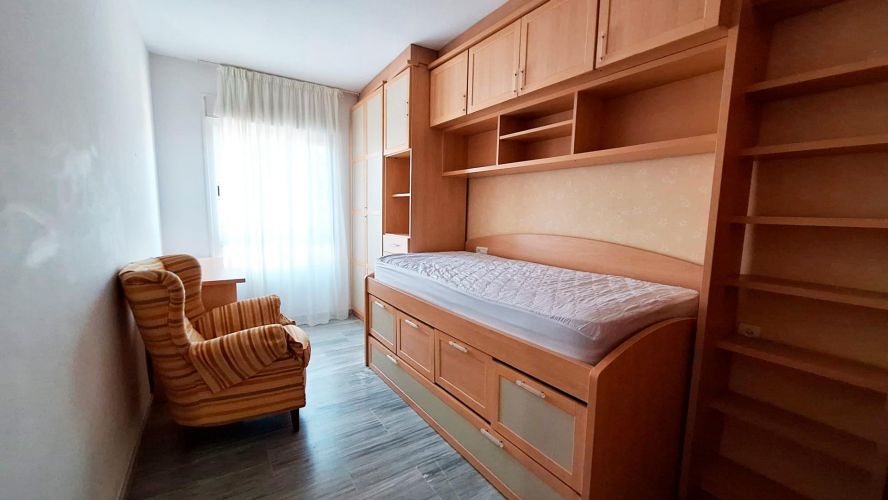VIVIENDA EN AVENIDA AMERICA JUNTO A RENFE