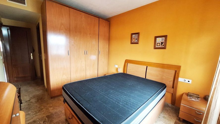 PISO CON PISCINA COMUNITARIA, COCHERA Y TRASTERO EN EL ARCÁNGEL