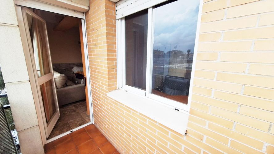PISO CON PISCINA COMUNITARIA, COCHERA Y TRASTERO EN EL ARCÁNGEL