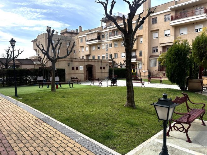 Piso en zona tablero