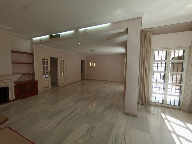 Casa adosada en venta en El Brillante -El Naranjo - El Tablero