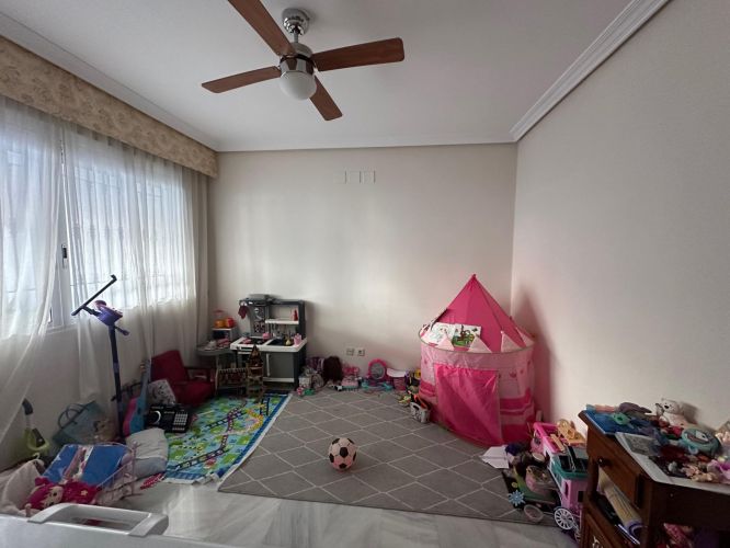CASA CON PISCINA EN ENCINAREJO