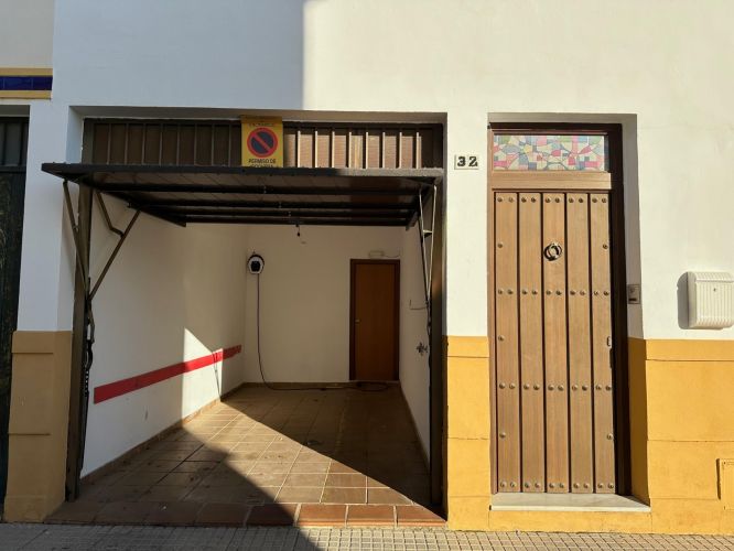CASA CON PISCINA EN ENCINAREJO