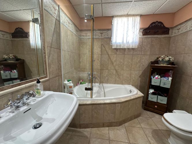CASA CON PISCINA EN ENCINAREJO