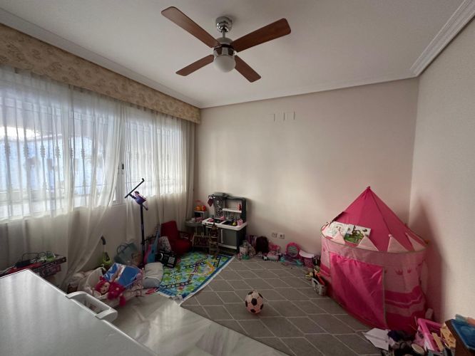 CASA CON PISCINA EN ENCINAREJO