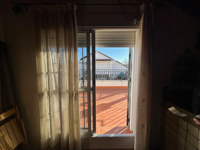 CASA CON PISCINA EN ENCINAREJO