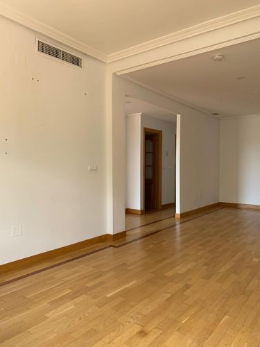 VENTA CASA ADOSADA EN MIRABUENO