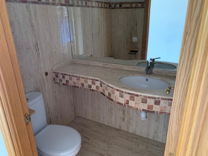VENTA CASA ADOSADA EN MIRABUENO