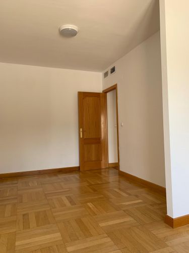 VENTA CASA ADOSADA EN MIRABUENO