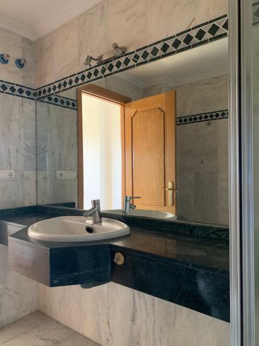 VENTA CASA ADOSADA EN MIRABUENO