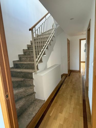 VENTA CASA ADOSADA EN MIRABUENO