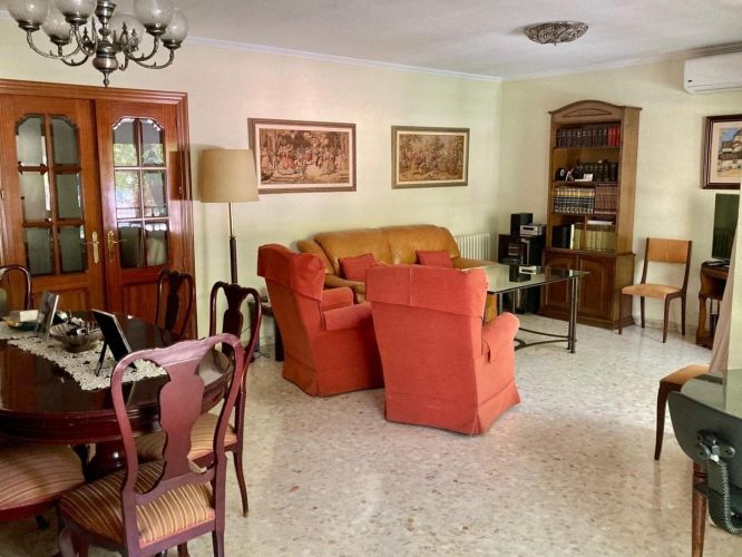 Piso en Conde de Vallellano, Córdoba