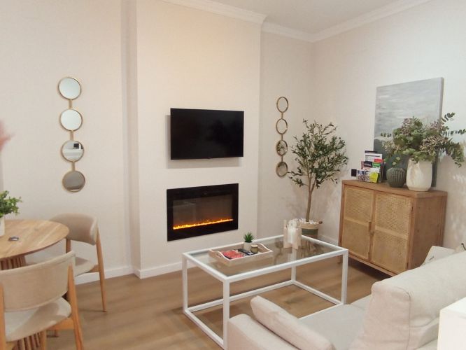 APARTAMENTO JUNTO A PLAZA DEL POTRO