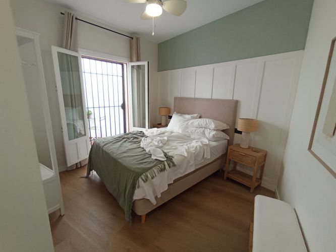 APARTAMENTO JUNTO A PLAZA DEL POTRO