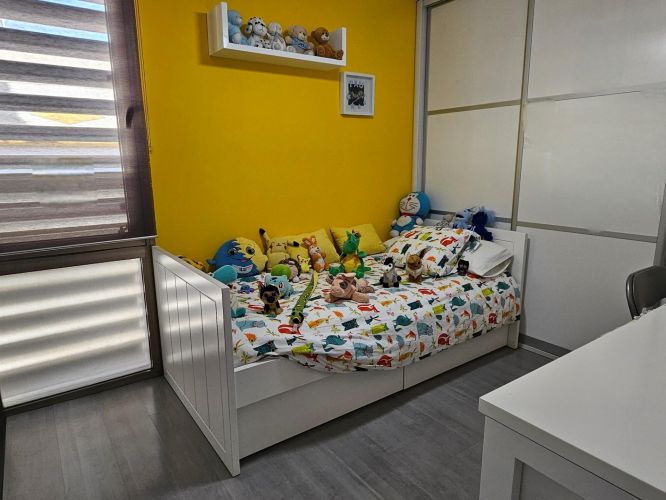 Espectacular triplex con piscina propia y plaza de garaje a pocos metros del Vial Norte