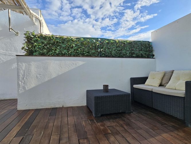 Espectacular triplex con piscina propia y plaza de garaje a pocos metros del Vial Norte