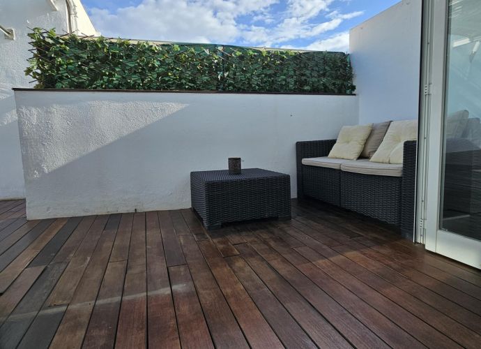 Espectacular triplex con piscina propia y plaza de garaje a pocos metros del Vial Norte