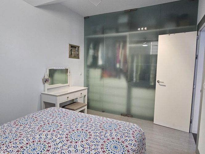 Espectacular triplex con piscina propia y plaza de garaje a pocos metros del Vial Norte