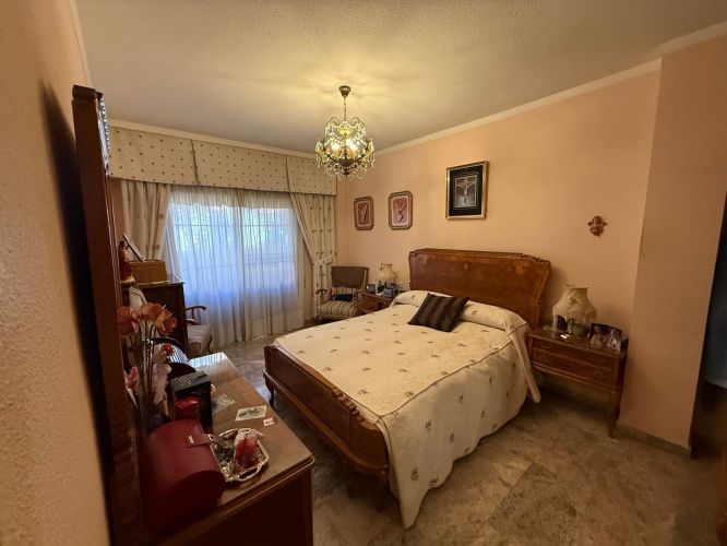 Piso en venta en Santa Rosa - San José