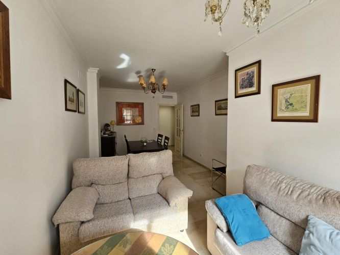 PISO EN SANTA ROSA - VALDEOLLEROS