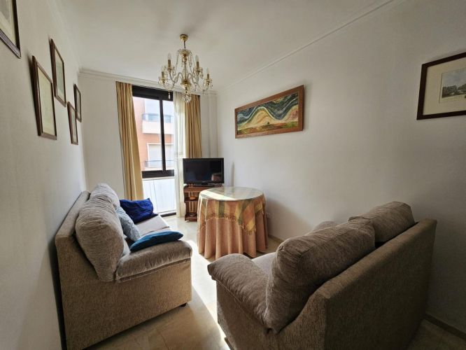 PISO EN SANTA ROSA - VALDEOLLEROS