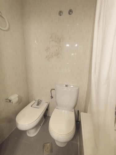 PISO DE ALQUILER EN VISTALEGRE - PARQUE CRUZCONDE