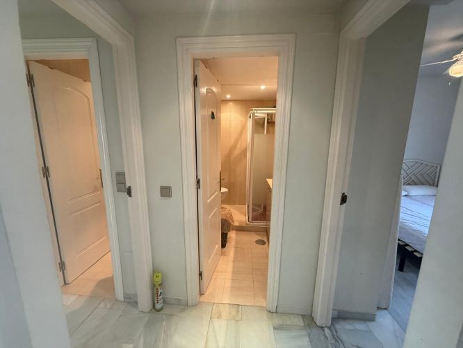 PISO EN VENTA EN CALAHONDA 