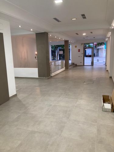 LOCAL COMERCIAL EN ALQUILER EN PLENO CENTRO DE CÓRDOBA!