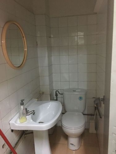 ALQUILER DE LOCAL EN LA VIÑUELA 