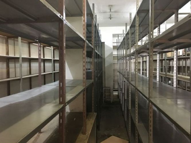 ALQUILER DE LOCAL EN LA VIÑUELA 