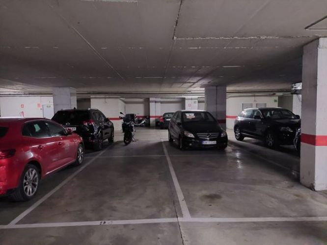 VENTA DE 2 PLAZAS DE GARAJE EN TABLERO!