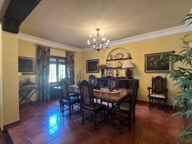 VENTA CHALET EN BRILLANTE JUNTO AL COLEGIO ENCINAR!