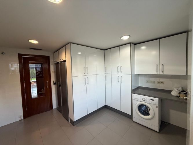 BAJO EN VENTA ZONA TABLERO 