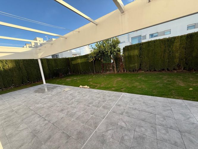 BAJO EN VENTA ZONA TABLERO 