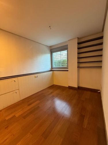 BAJO EN VENTA ZONA TABLERO 