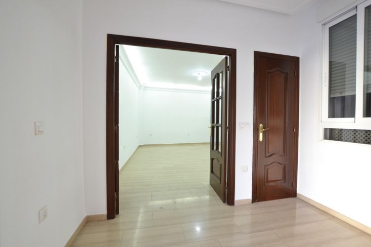 PISO EN VENTA EN PLAZA DE LAS TENDILLAS