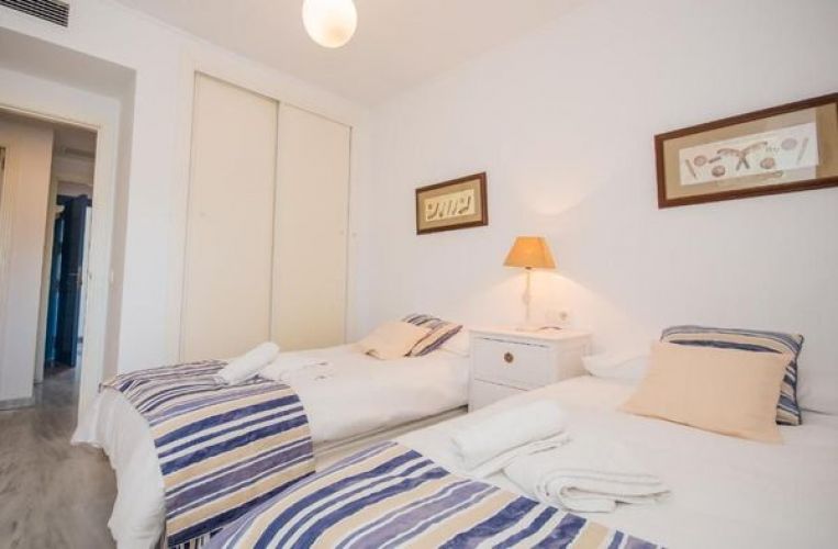 ESTUPENDO APARTAMENTO EN ZONA PUERTO BANÚS!