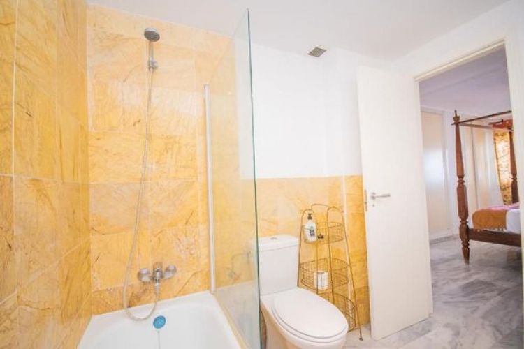 ESTUPENDO APARTAMENTO EN ZONA PUERTO BANÚS!