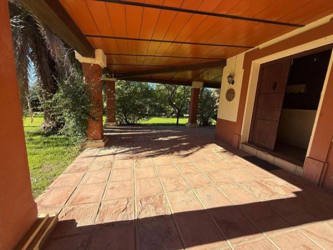 FINCA RÚSTICA EN LA LOMA A UN PASO DE CÓRDOBA!