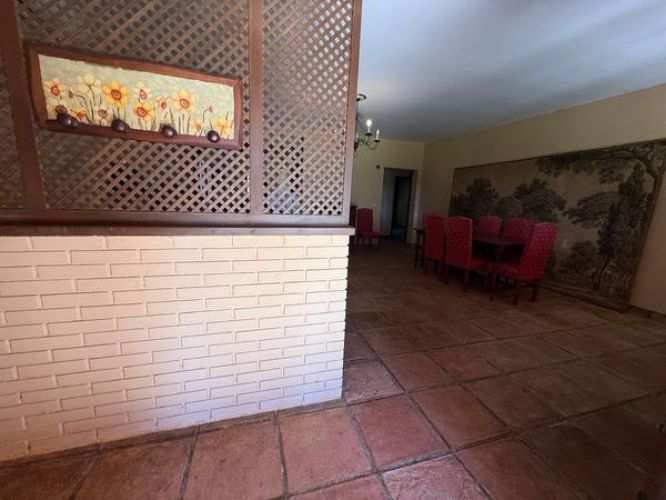 FINCA RÚSTICA EN LA LOMA A UN PASO DE CÓRDOBA!