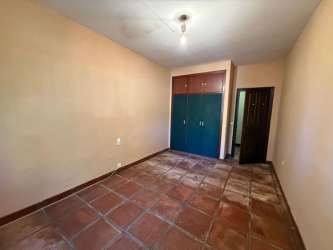 FINCA RÚSTICA EN LA LOMA A UN PASO DE CÓRDOBA!