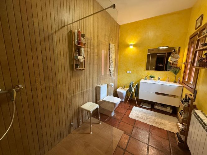 CHALET EN UNA PLANTA CON MAGNÍFICAS VISTAS!